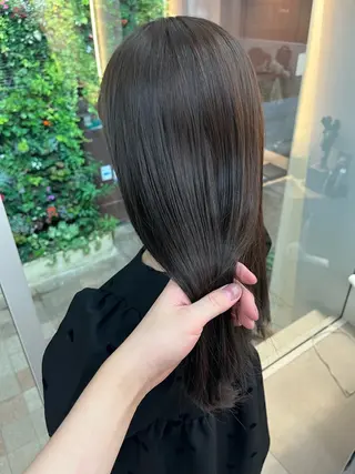ロング カラー 草野 圭音のヘアスタイル