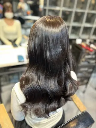 セミロング 🌷ブリーチ縮毛矯正 /mina🌷のヘアスタイル