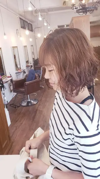 ミディアム 饒平名 知也のヘアスタイル