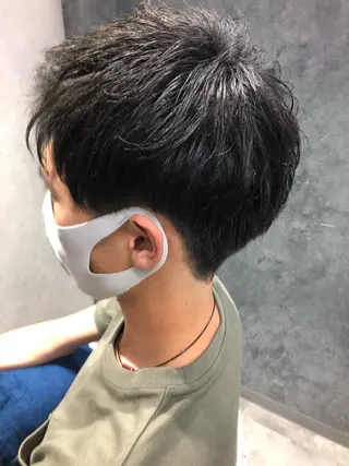 メンズ Noyヨシモト ヒロトのヘアスタイル