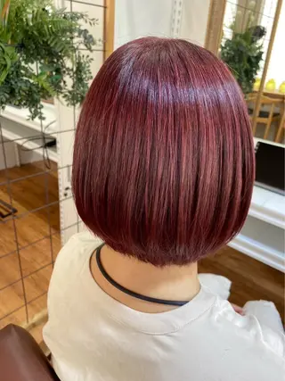 ショート 腰越 麻奈のヘアスタイル