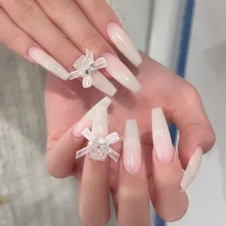 ネイル Ugirl Nail Pinpin🤍のネイルデザイン