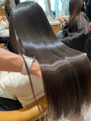 ロング 佐京春奈/縮毛矯正 髪質改善/美髪カラーのヘアスタイル