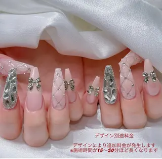 ネイル JIN 168 新大久保のネイルデザイン