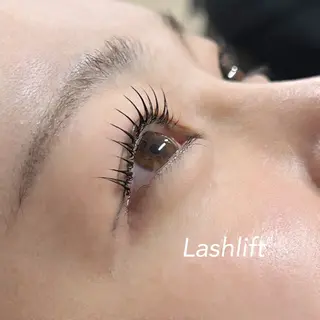 マツエク・マツパ REMIA 🤍harukaのネイルデザイン