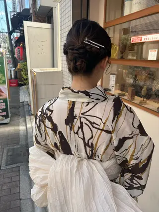セミロング ヘアアレンジ 大川 夏実のヘアスタイル
