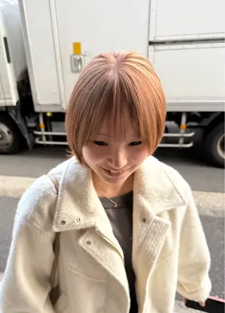 ミディアム カラー レイヤーカット🫧 ／髪質改善✨TOWAのヘアスタイル