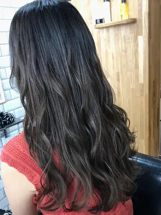 ロング 橋本 敬介のヘアスタイル