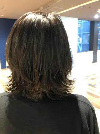 ミディアム Noyヨシモト ヒロトのヘアスタイル