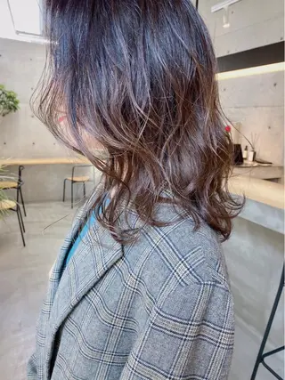 セミロング カラー ヘアアレンジ son hair HIROEのヘアスタイル