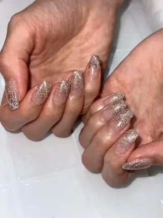 ネイル Elegancia. Hiromiのネイルデザイン