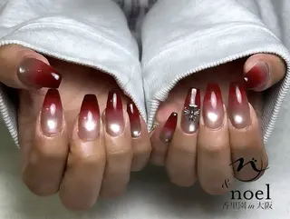 ネイル もも 🍑のネイルデザイン