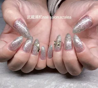 ネイル R inのネイルデザイン