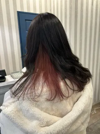 セミロング 佐藤 優衣のヘアスタイル