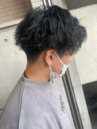 パーマ メンズ 大阪美容師 井上智博のヘアスタイル