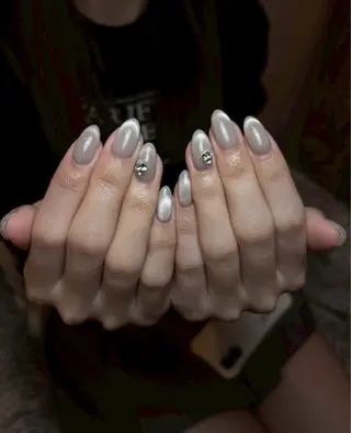 ネイル D.d nail Shioriのネイルデザイン