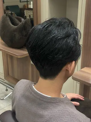 メンズ 寒河江 真希のヘアスタイル