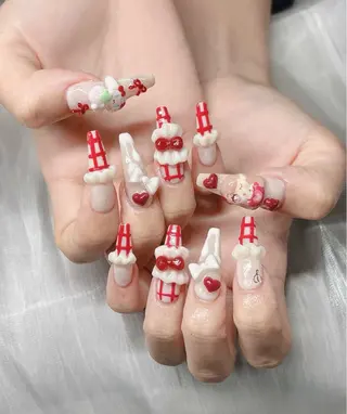 ネイル Lee Nailsのネイルデザイン