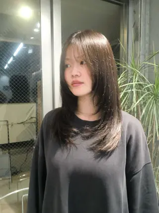 ロング カラー Elilume MIYUのヘアスタイル