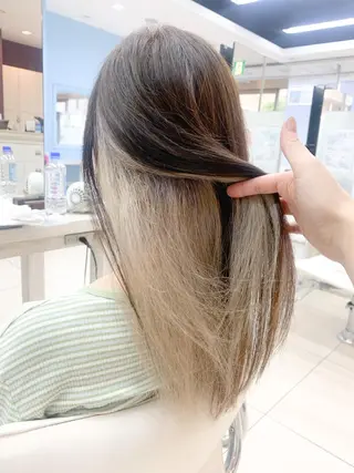 セミロング カラー ✂︎レディース のメンズカット屋さんのヘアスタイル