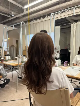 セミロング 段野吾颯 ／ベージュカラーのヘアスタイル