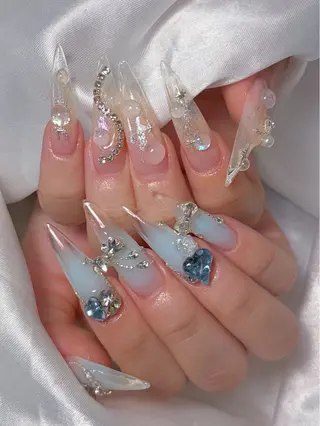 ネイル LEELA NAIL STUDIOのネイルデザイン