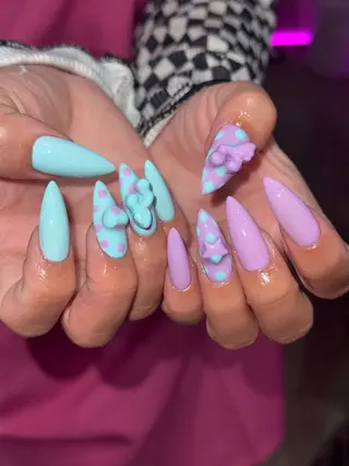 ネイル 🫧HI-KO 🫧のネイルデザイン