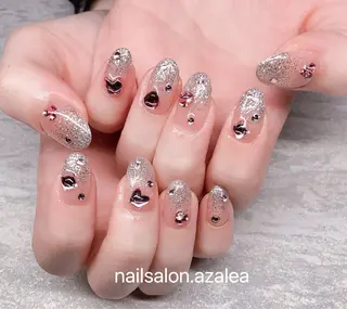 ネイル R inのネイルデザイン