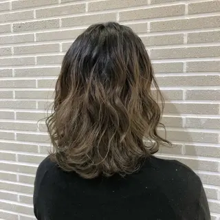 ミディアム カラー ヘアアレンジ 山北 咲子のヘアスタイル