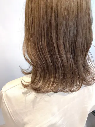 ミディアム カラー 明治神宮前 NANAMIのヘアスタイル