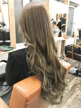 ロング カラー プチプラ&ハイクオ リティ✰Lilly✰のヘアスタイル