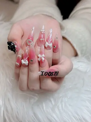 ネイル Lumi Shinokuboのネイルデザイン