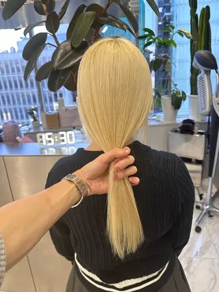 ロング カラー 新宿/レイヤーカット 西澤 ジュンヤのヘアスタイル