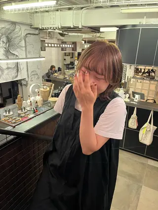 ミディアム カラー eri kinjoのヘアスタイル