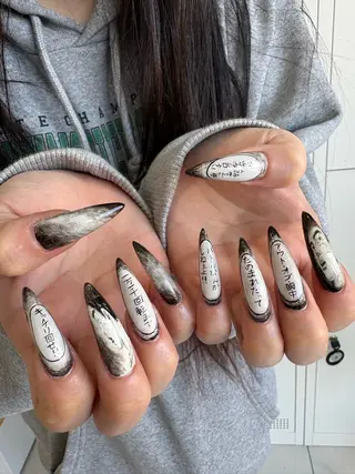 ロング GRANDEUR焼津 MEI🪼のネイルデザイン