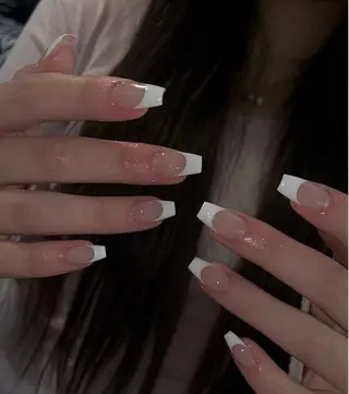 ミディアム Aila Nail ShinOkuboのネイルデザイン