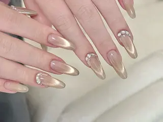 ネイル 穎 アオリのネイルデザイン