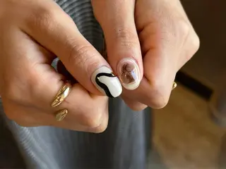 ショート カラー パーマ ヘアアレンジ メンズ キッズ ネイル マツエク・マツパ アイブロウ ar. harajukuのネイルデザイン