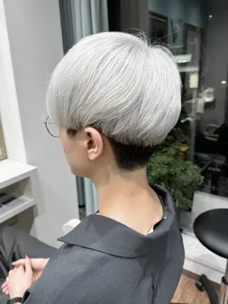 ショート カラー メンズ ハイトーン/ブリーチ /ボブ特化/SOMAのヘアスタイル