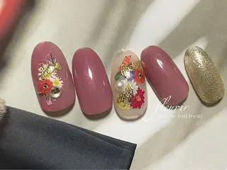 ネイル フルリール 【プライベートサロンのネイルデザイン