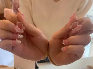 ネイル ♡ビジュール♡ NAIL &まつ毛のマツエク・マツパデザイン