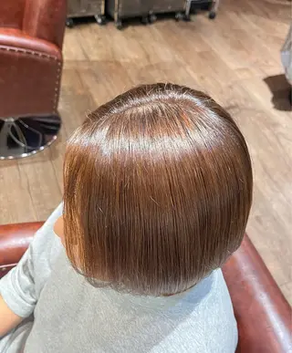 ミディアム カラー 縮毛矯正／艶カラー アオキタイキのヘアスタイル