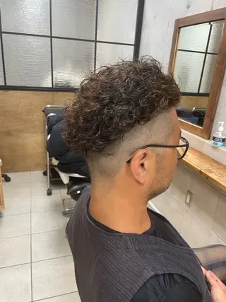 パーマ メンズ 鈴木 皆斗のヘアスタイル