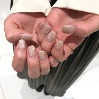 ネイル earth甲府昭和店 西村香穂のネイルデザイン