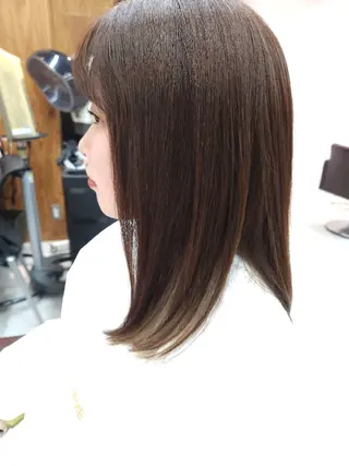 ミディアム カラー FORME野口 晴香のヘアスタイル