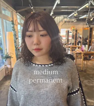 ミディアム パーマ shiho/レイヤー /透明感カラーのヘアスタイル