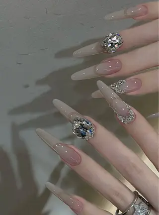 ネイル D-BEAUTY Nailsalonのネイルデザイン