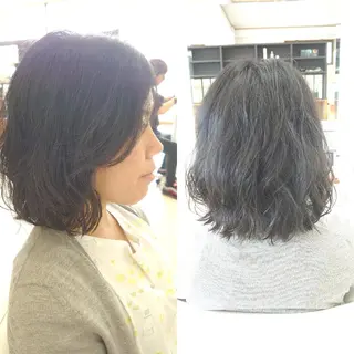 ミディアム パーマ キンジョウ エナミのヘアスタイル