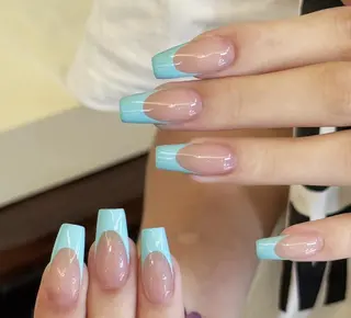 ネイル Pure&Rich Nailのネイルデザイン