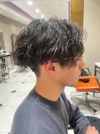 パーマ メンズ 頭から整える美容師 松田のヘアスタイル